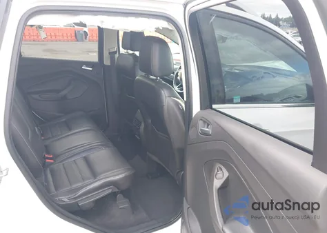 2017 Ford Escape Titanium z USA, uszkodzony, nr VIN 1FMCU9JD3HUD29461